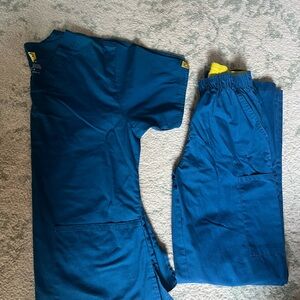 Women’s WonderWink Scrub Set Small